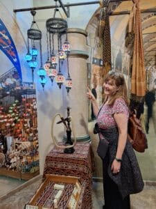 A bazar in Istanbul. Me looking at a beautiful lamp