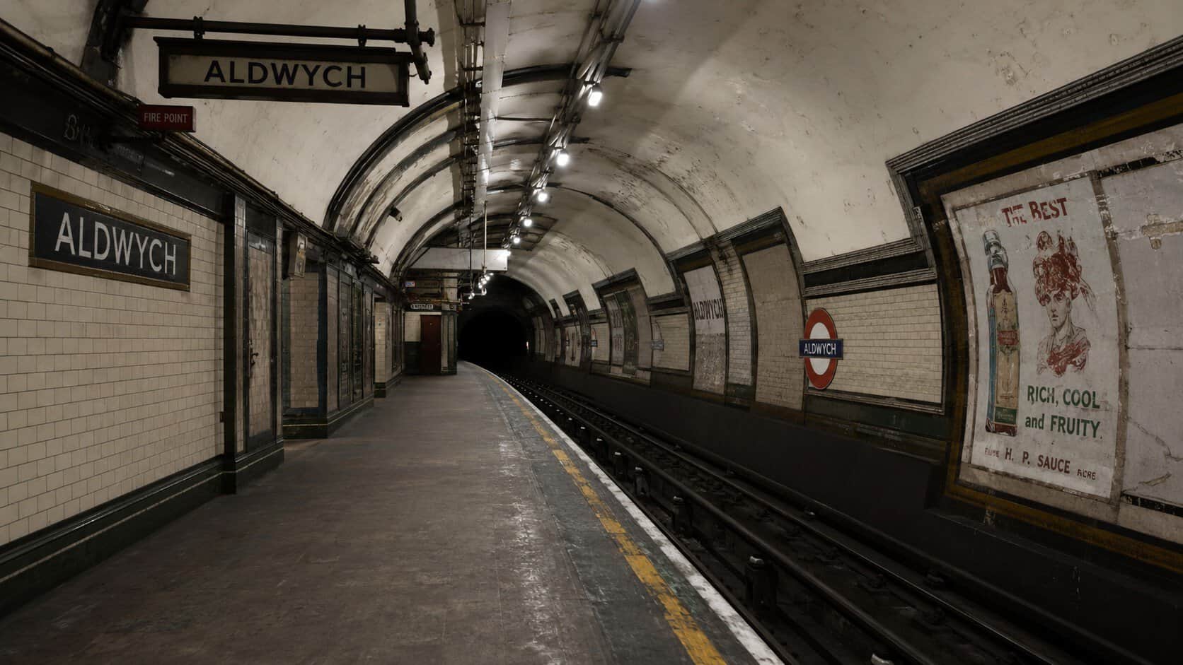 Old and abandonned tube station in London
